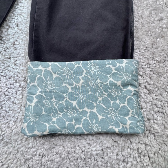 Boden Cotton Pants with Floral Flower Rolled Cuffs. Contrast Stitch. 14R - Picture 10 of 16